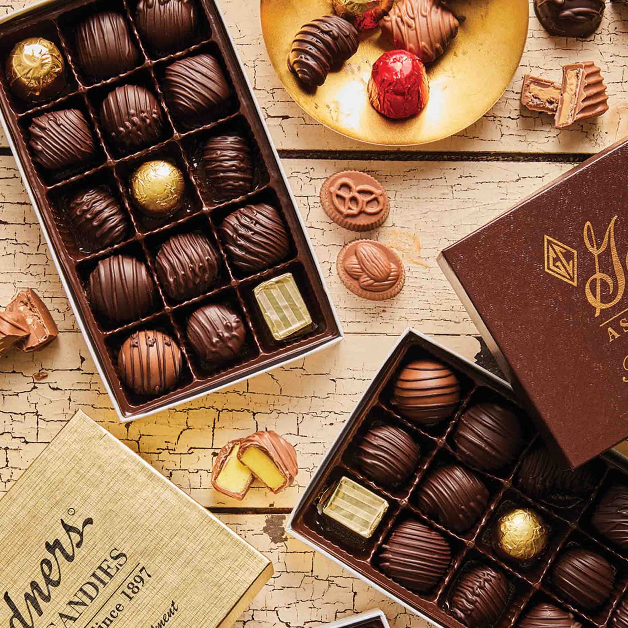 Dark Deluxe Assortment 15 pcs. | 8 oz.