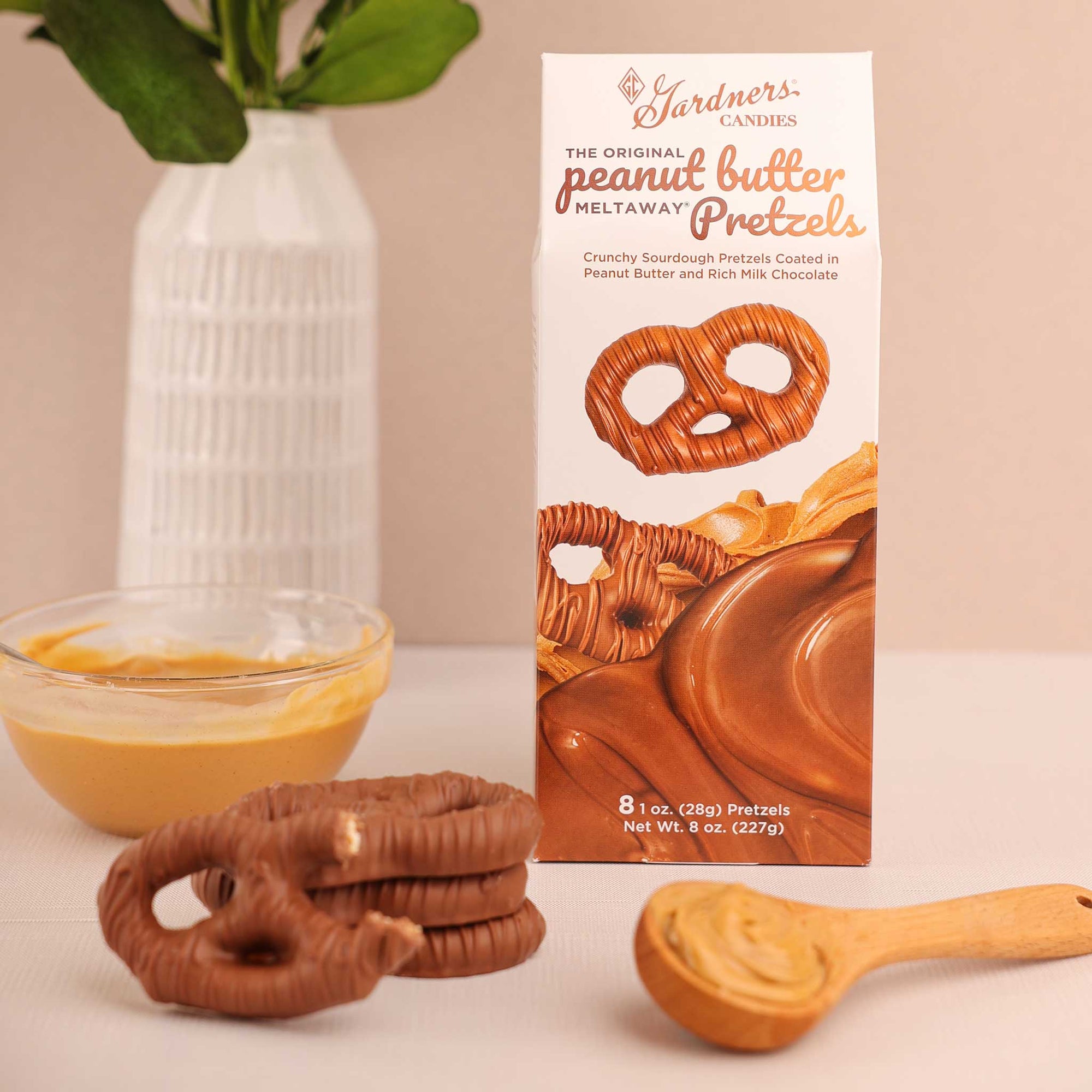Original Peanut Butter Meltaway® Pretzels 8 OZ PBM PRETZELS 8 oz. | 8 pcs.