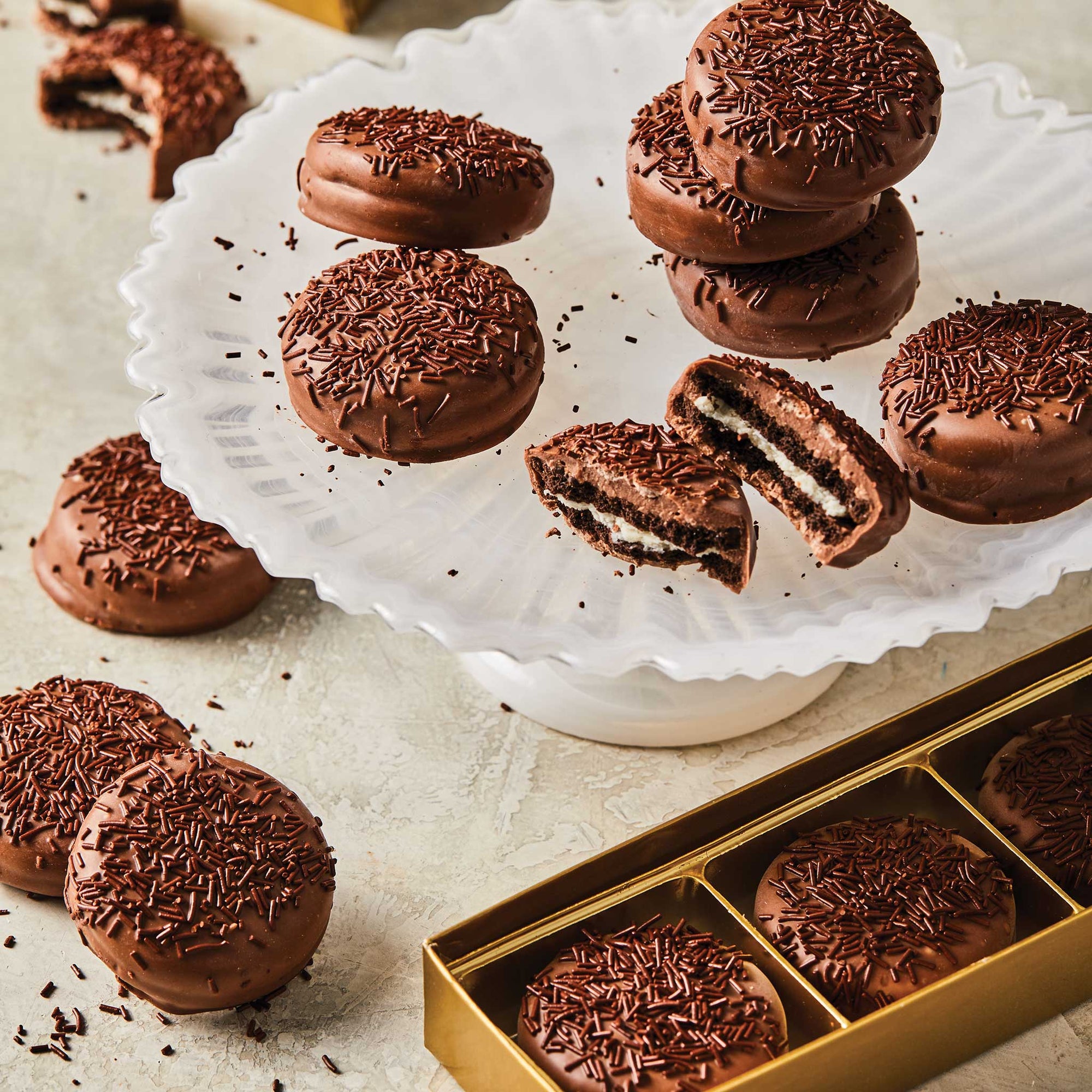 Chocolate Covered Sandwich Cookies 4 pcs. | 4.25 oz.