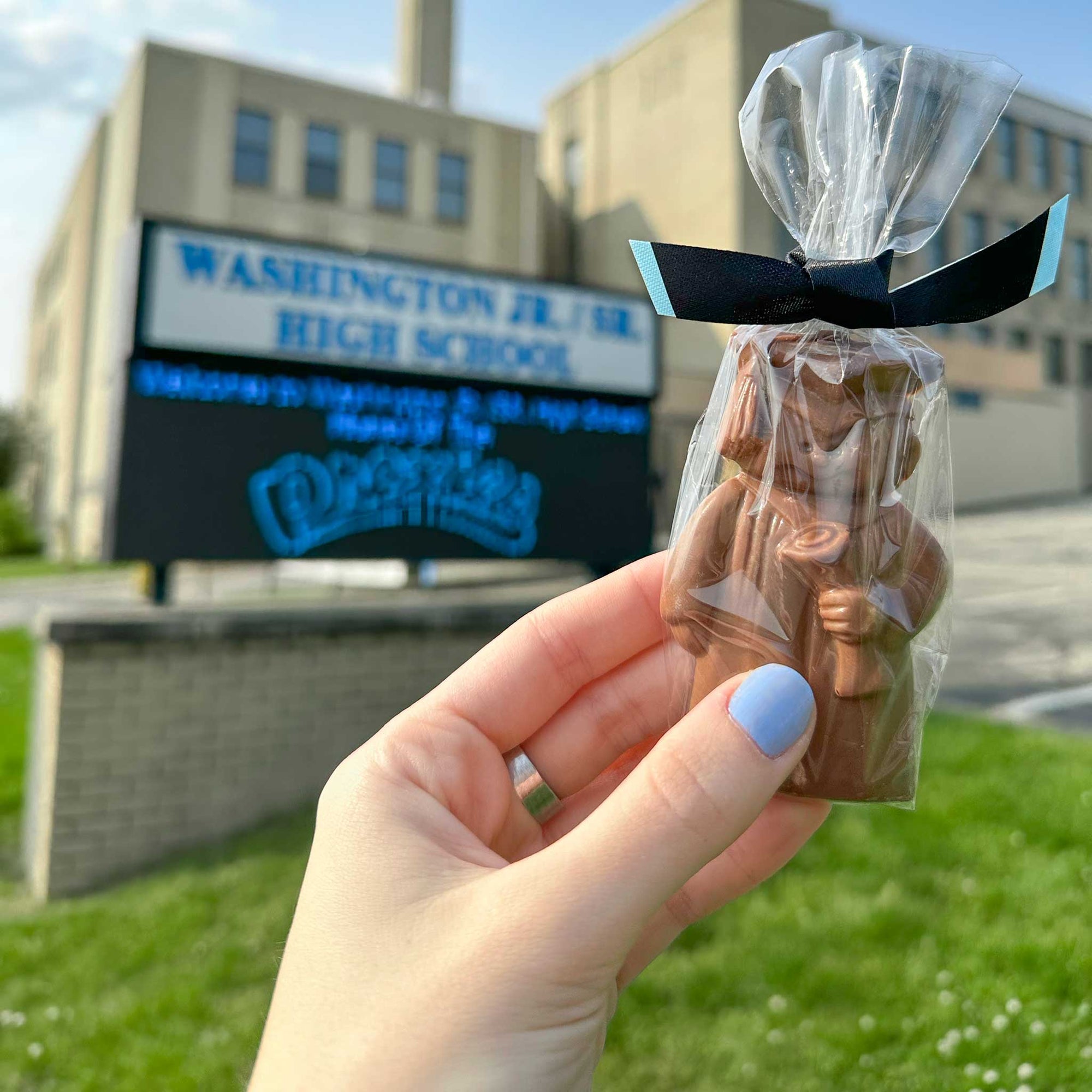 Graduating Boy 1.25 oz.