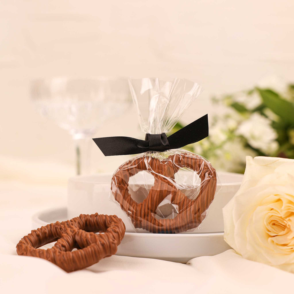 Hand-Tied Pretzel .6 oz.