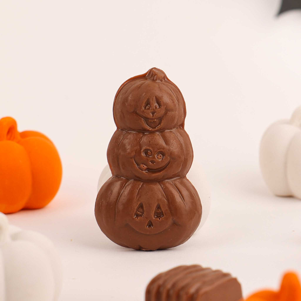 Stack of Pumpkins .75 oz.