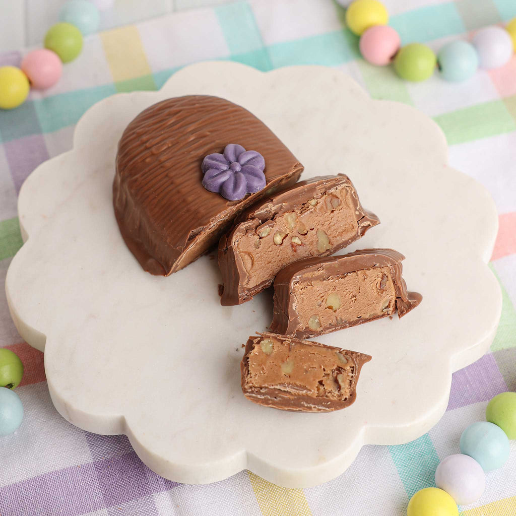Chocolate Fudge Nut Egg Milk 8 oz.
