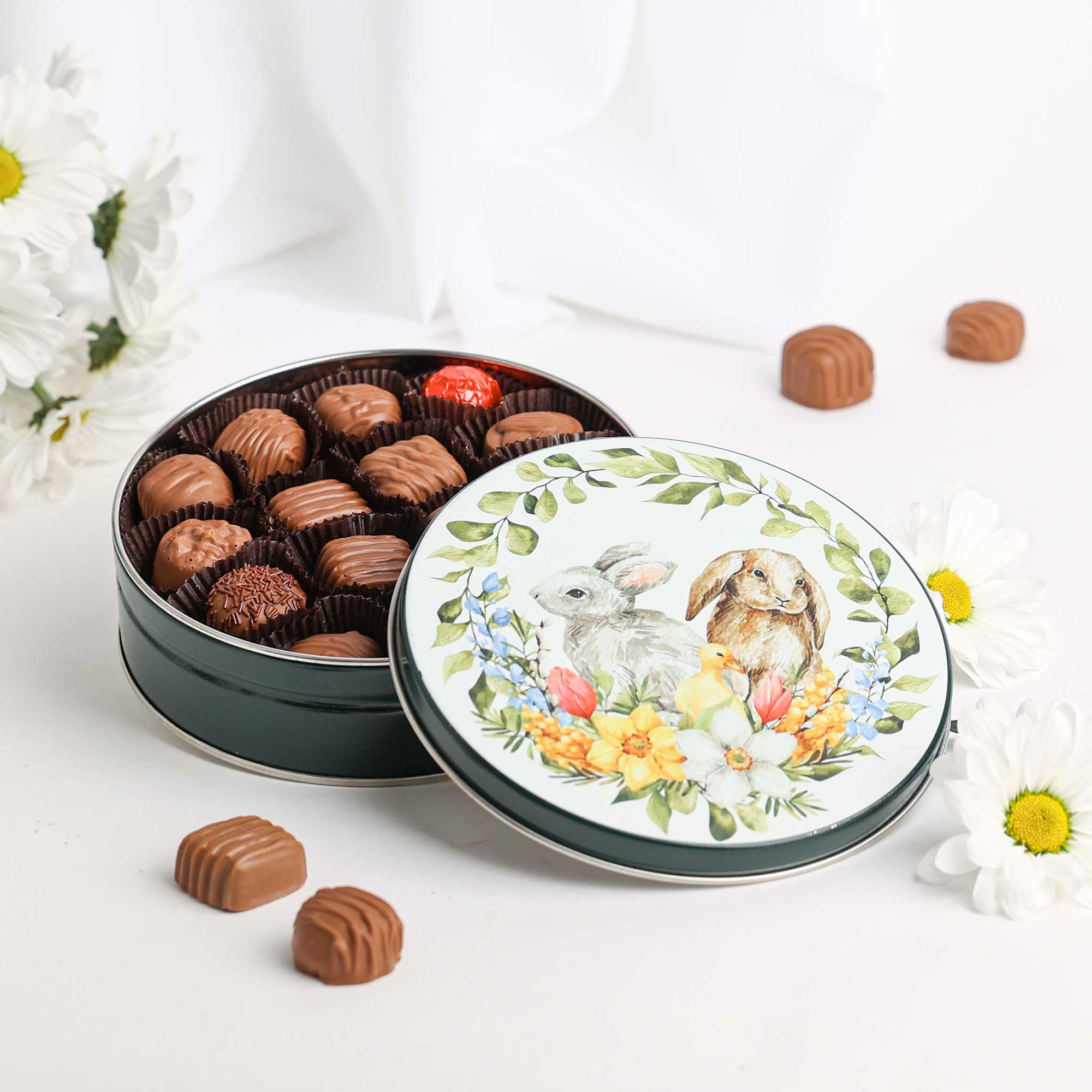 Easter Deluxe Assortment Tin 16 oz. | 32 pcs.