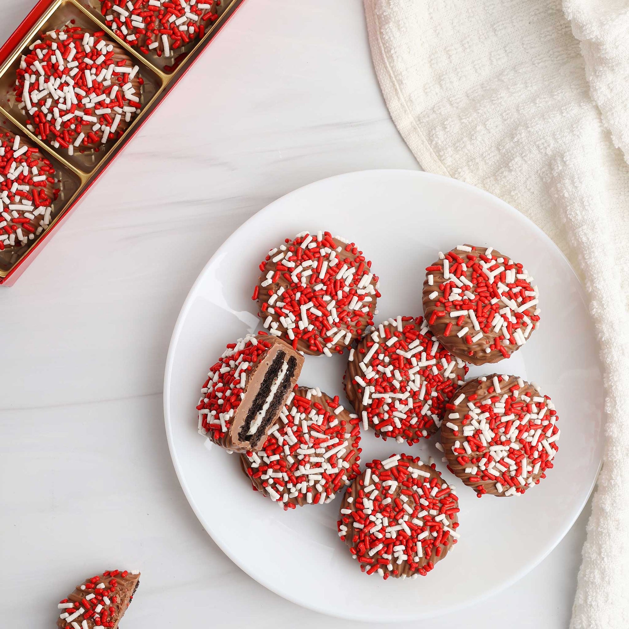 Valentine’s Day Sandwich Cookies 4 pcs. | 4.25 oz.