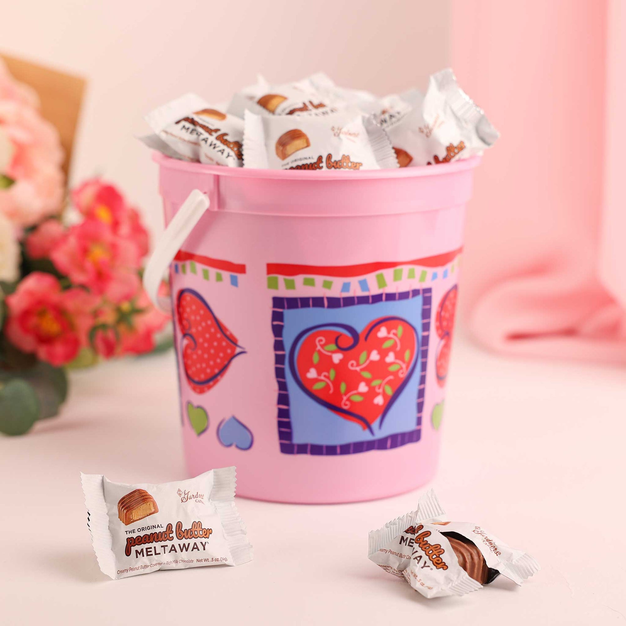 Original Peanut Butter Meltaway® Valentine’s Pail 48 ct. | 24 oz.